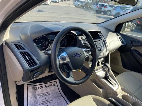 Used 2012 Ford Focus SE image 10