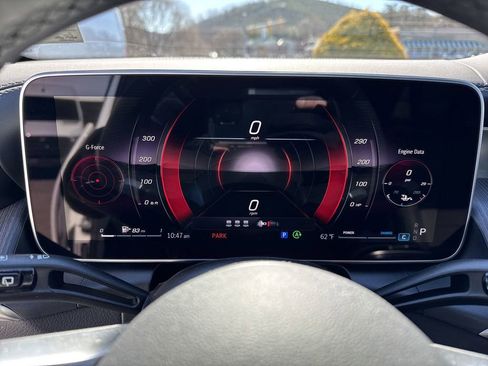 New 2025 Mercedes-Benz GLC 300 4MATIC image 17