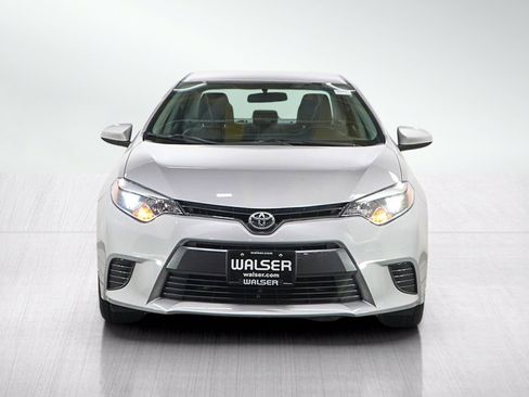 Used 2015 Toyota Corolla LE FWD image 4