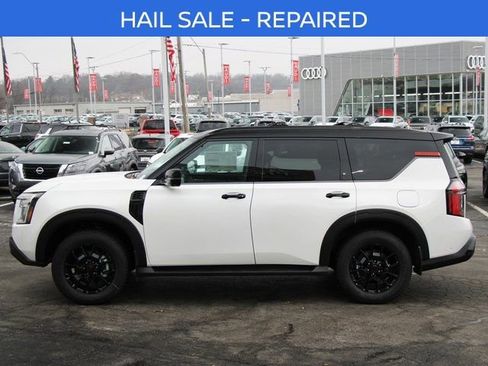 New 2026 Nissan Armada PRO-4X w/ Captain's Chari Seat Package AWD/4WD image 2
