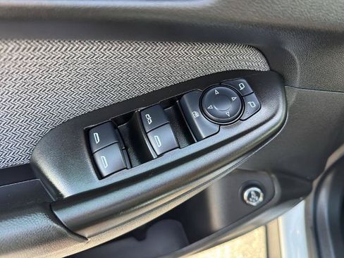 Used 2024 Chevrolet TrailBlazer LT w/ Convenience Package AWD/4WD image 13