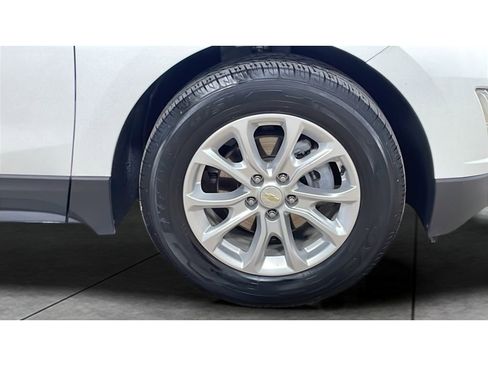 Used 2019 Chevrolet Equinox LT image 19