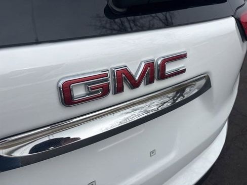 Used 2024 GMC Terrain SLE image 48