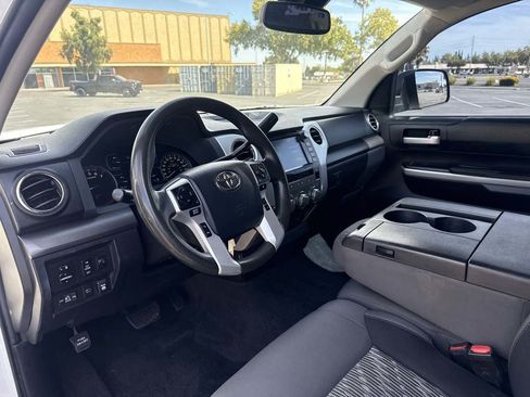 Used 2020 Toyota Tundra SR5 AWD/4WD image 16