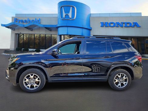 Used 2023 Honda Passport TrailSport image 4