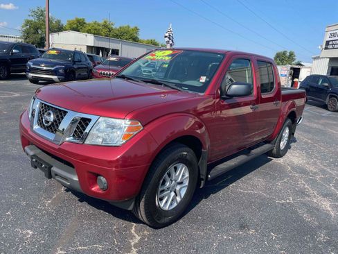 Used 2019 Nissan Frontier SV RWD image 3