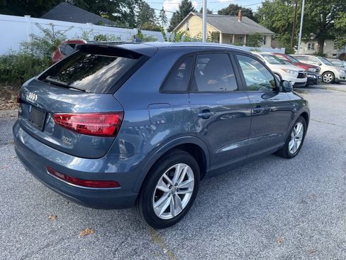 Used 2018 Audi Q3 2.0T Premium AWD/4WD image 4
