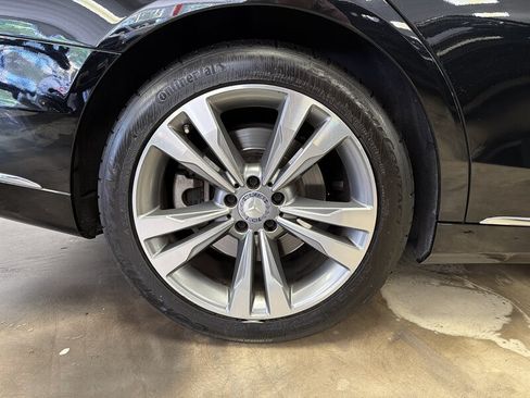 Used 2015 Mercedes-Benz S 550 Sedan image 16