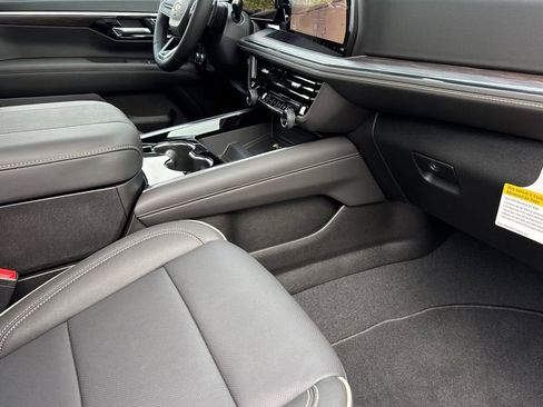 New 2026 Chevrolet Tahoe Premier AWD/4WD image 18