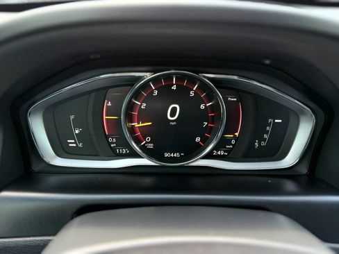 Used 2017 Volvo XC60 T5 Dynamic w/ Preferred Option Package AWD/4WD image 23
