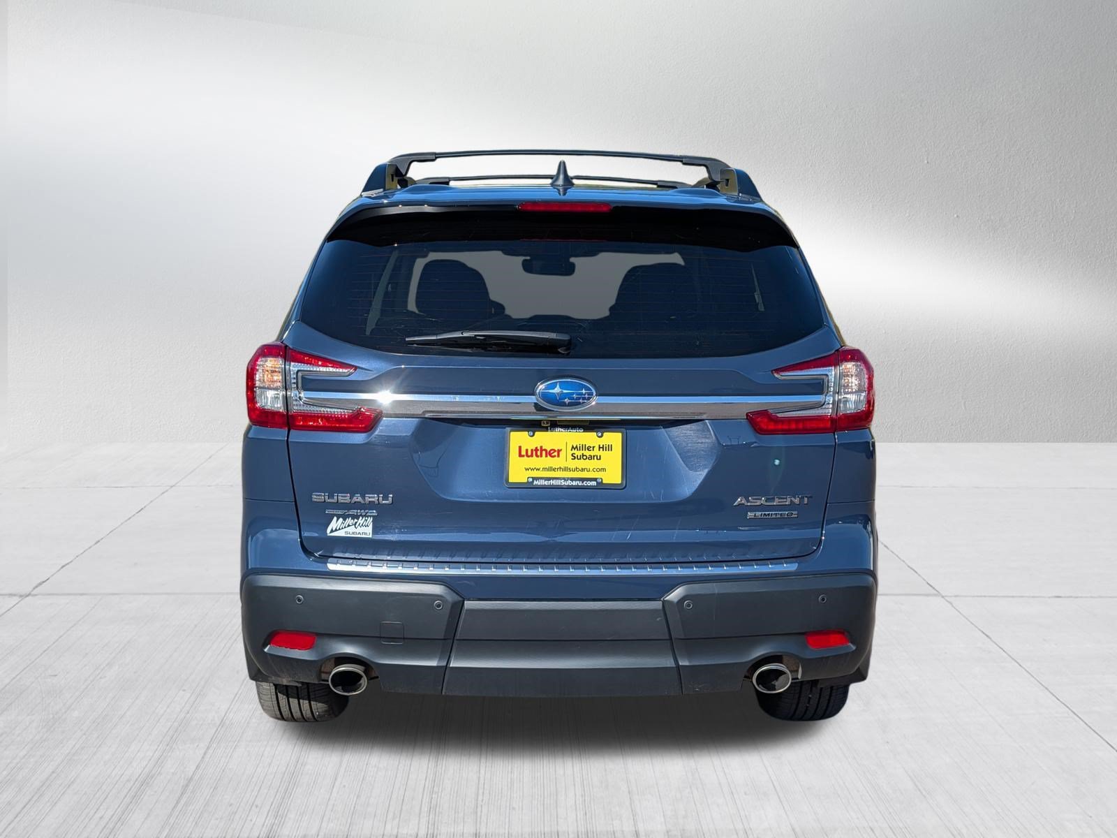 Used 2024 Subaru Ascent Limited w/ Technology Package AWD/4WD image 6