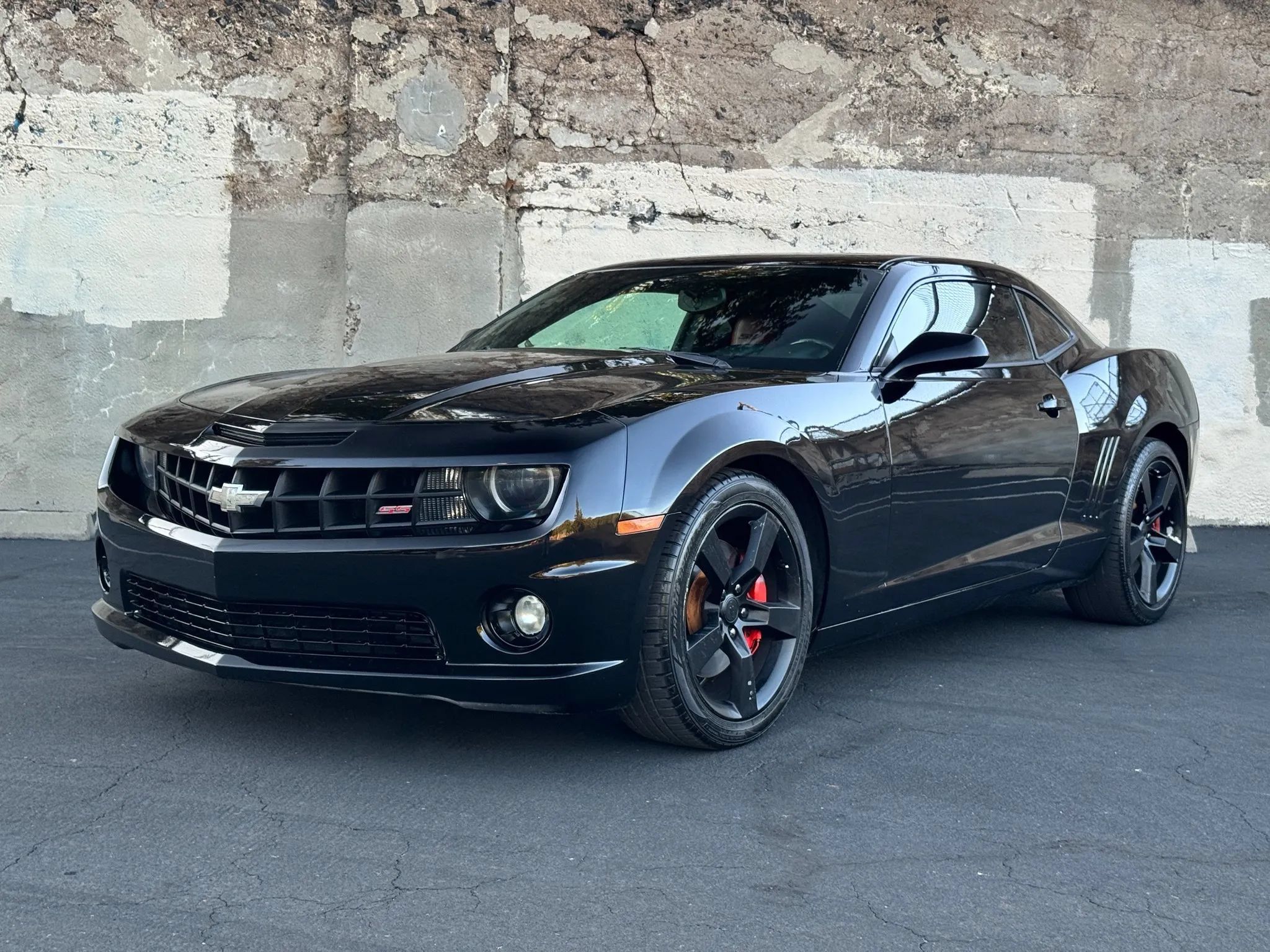 Used 2010 Chevrolet Camaro SS w/ RS Package RWD image 8