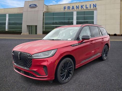 New 2026 Lincoln Aviator Reserve image 3