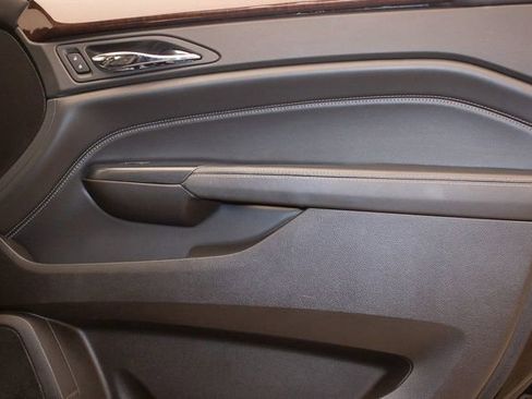 Used 2015 Cadillac SRX Luxury w/ Driver Awareness Package image 11