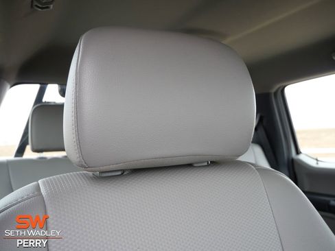 Used 2022 Ford F450 XL w/ Power Equipment Group image 13