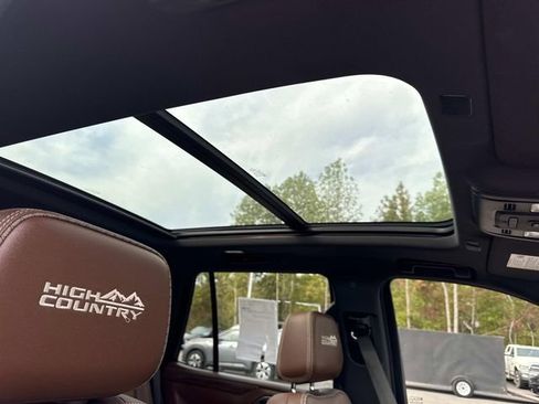 Certified 2022 Chevrolet Tahoe High Country image 28