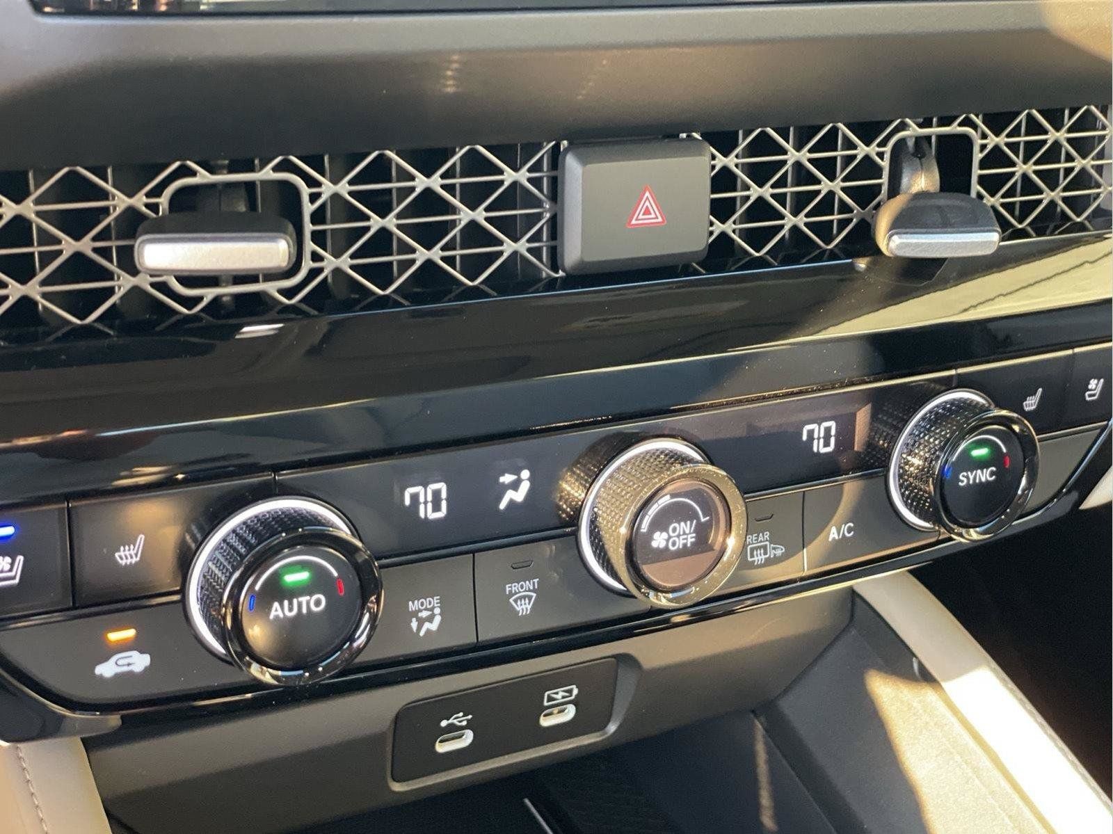 Used 2023 Honda Accord Touring image 34