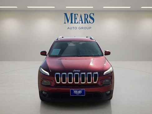 Used 2016 Jeep Cherokee Latitude image 8