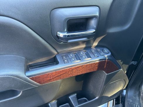 Used 2017 GMC Sierra 2500 SLE image 14