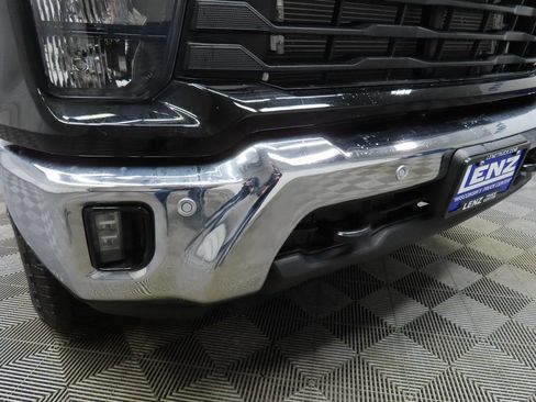 Used 2025 Chevrolet Silverado 2500 LT image 50