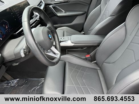 Used 2025 BMW X2 xDrive28i AWD/4WD image 12