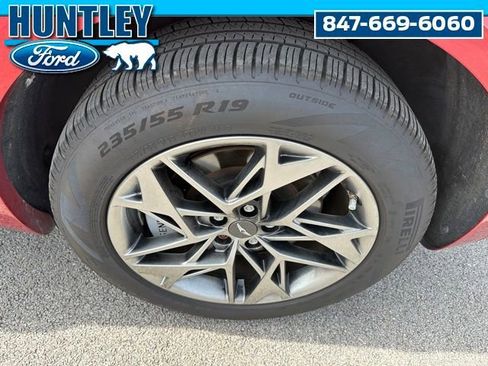 Used 2023 Genesis GV70 2.5T w/ Select Package AWD/4WD image 8