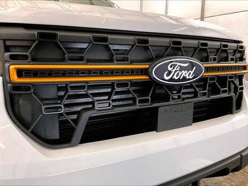 Used 2026 Ford Maverick Tremor AWD/4WD image 29