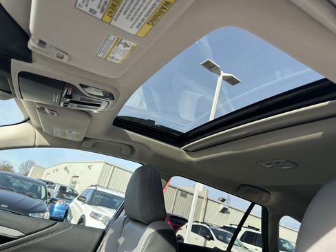 Certified 2025 Subaru Outback Limited image 23