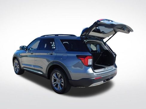 Used 2025 Ford Explorer Active w/ Active Comfort Package AWD/4WD image 23