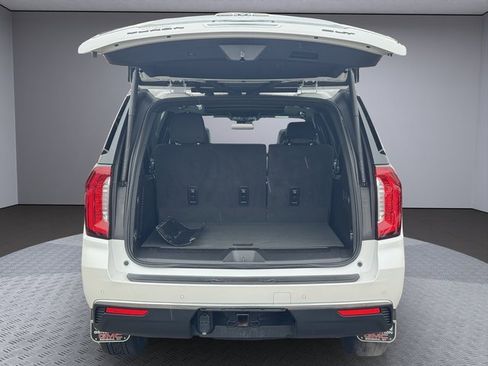 Used 2024 GMC Yukon XL SLT w/ SLT Luxury Package image 26