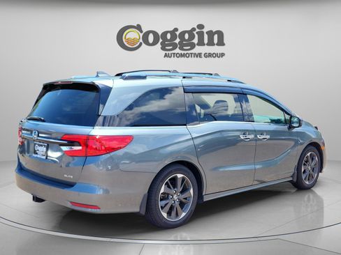 Used 2021 Honda Odyssey Elite image 5