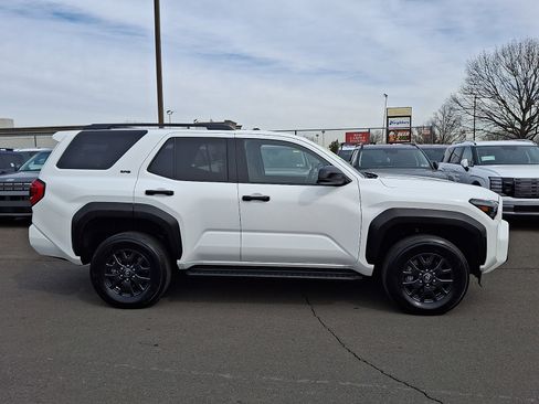 Used 2025 Toyota 4Runner SR5 image 7