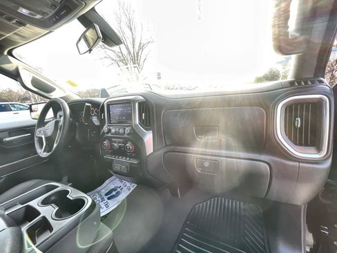 Used 2022 Chevrolet Silverado 1500 LT image 28
