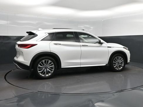Certified 2024 INFINITI QX50 Luxe FWD image 8