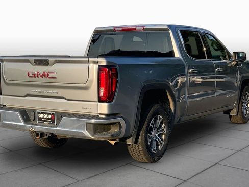 Used 2025 GMC Sierra 1500 SLT RWD image 13