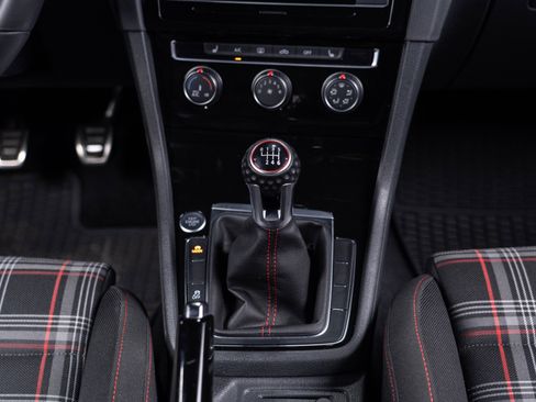 Used 2019 Volkswagen GTI Rabbit Edition image 59