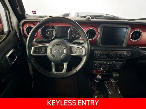 Used 2022 Jeep Gladiator Rubicon w/ Cold Weather Group image 14