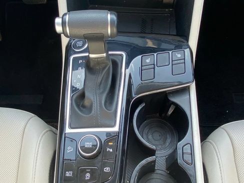 Certified 2024 Kia Sportage EX FWD image 20