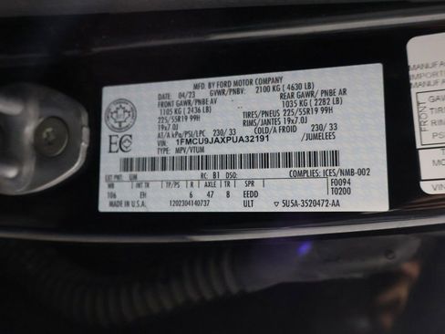 Used 2023 Ford Escape Platinum AWD/4WD image 52