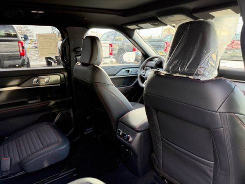 Used 2021 Ford F350 Lariat w/ Chrome Package image 18