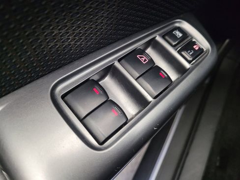 Used 2013 Subaru Forester 2.5X image 27