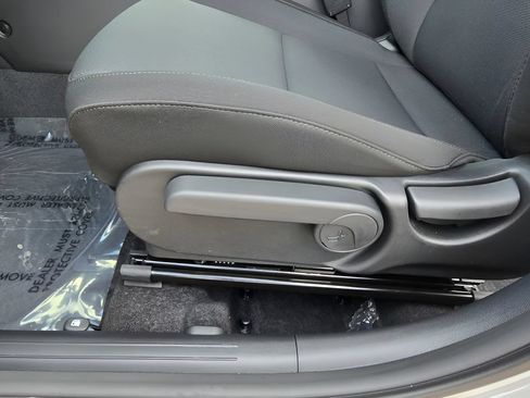 New 2026 Hyundai Kona SE AWD/4WD image 16