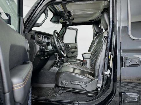 Used 2021 Jeep Wrangler Unlimited Sahara image 26