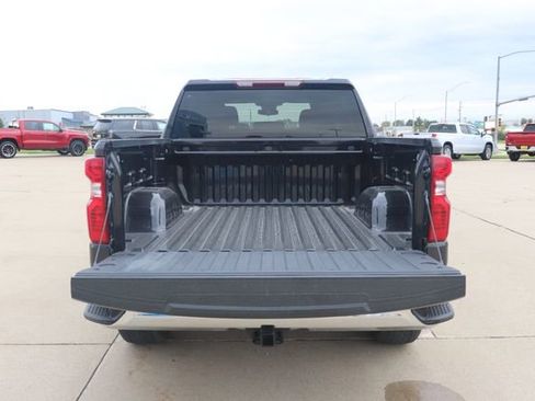 Used 2023 Chevrolet Silverado 1500 LT image 16