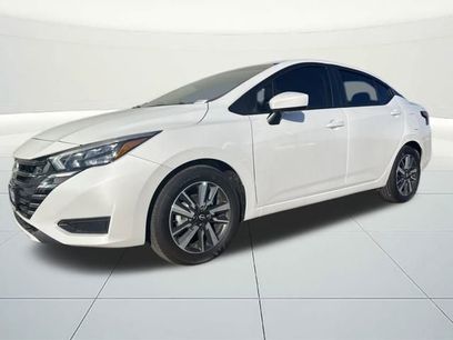 New 2025 Nissan Versa SV w/ Trunk Package