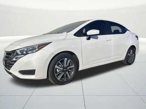 New 2025 Nissan Versa SV w/ Trunk Package image 1