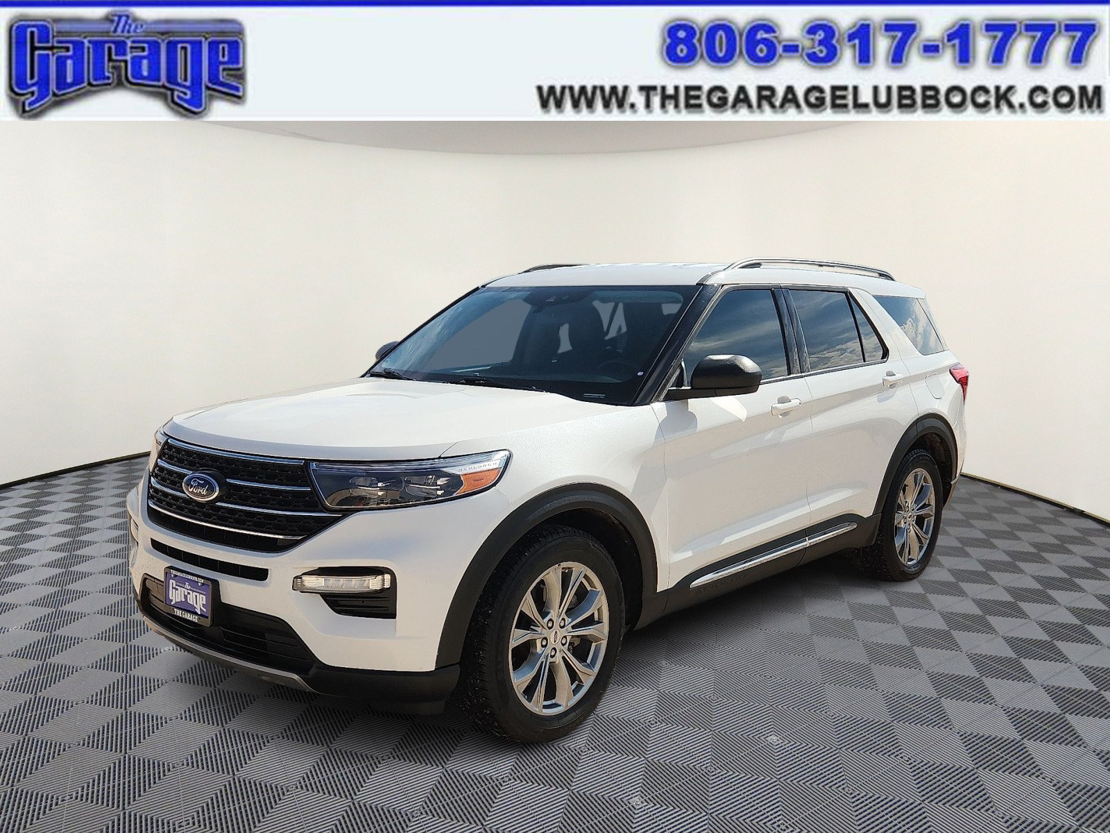 Used 2022 Ford Explorer XLT w/ Equipment Group 202A RWD image 1