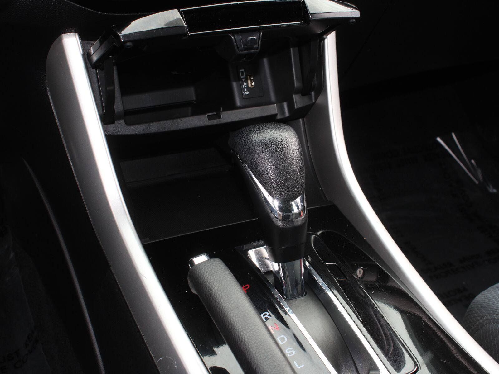 Used 2016 Honda Accord EX image 16