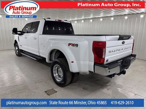 Used 2022 Ford F350 Lariat w/ Lariat Value Package image 3