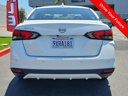 Used 2025 Nissan Versa SV w/ Trunk Package FWD image 32